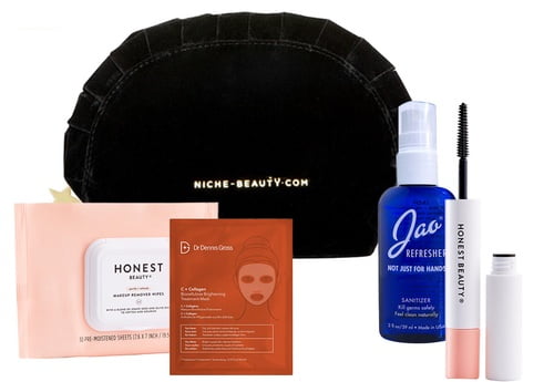 Niche Beauty Travel Like A Pro Skincare Set 2022 Niche Beauty Travel Like A Pro Skincare Set 2022