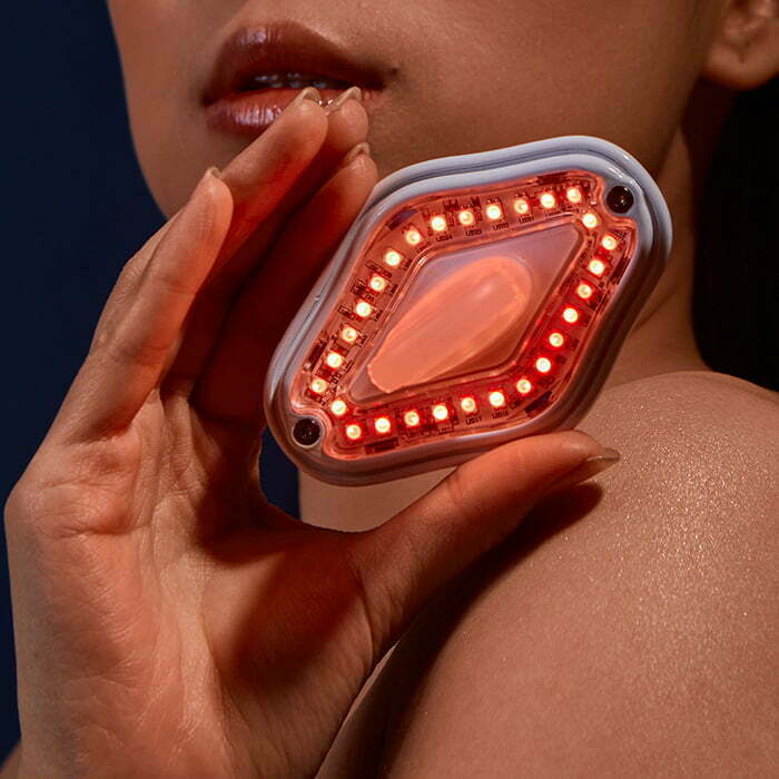 CurrentBody Skin LED Lip Perfector