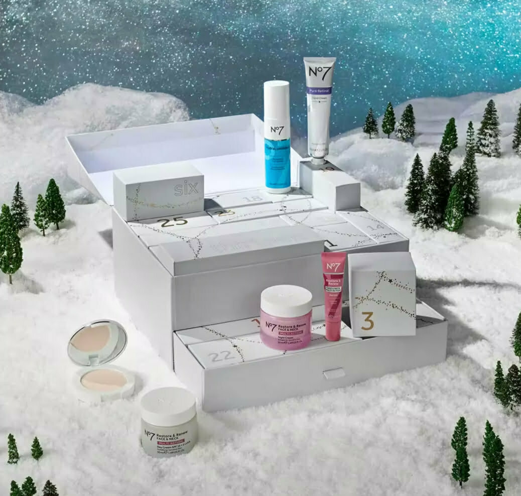 No7 The Ultimate Beauty Advent Calendar 2022 No7 The Ultimate Beauty Advent Calendar 2022
