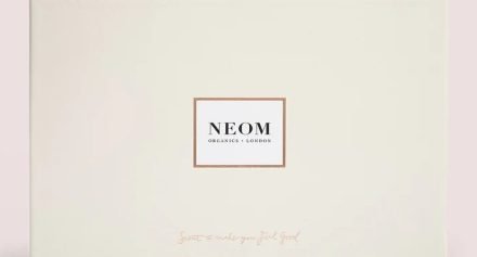NEOM Organics The Ultimate Surprise Box 2022