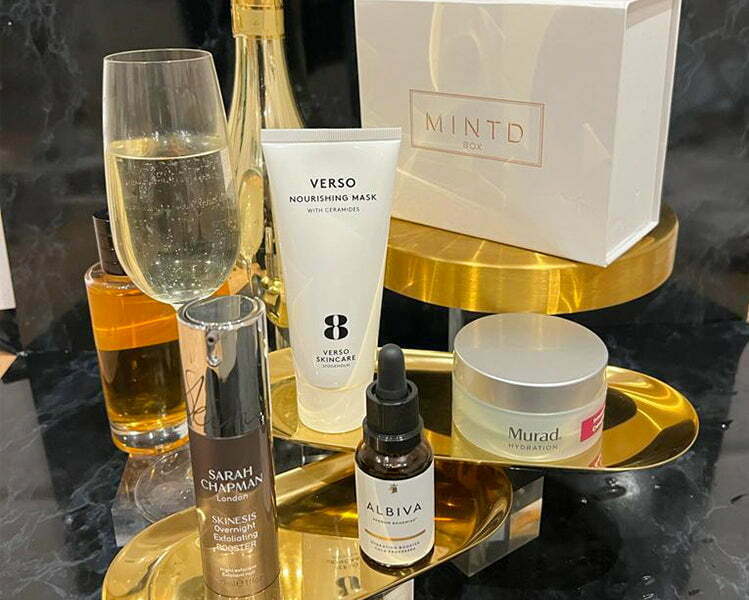 Mintdbox Beauty Box November 2022 