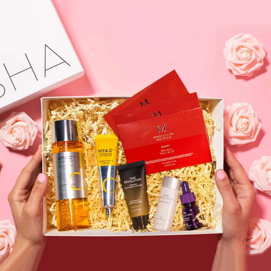 Missha Valentine's Day Glow Box 2023