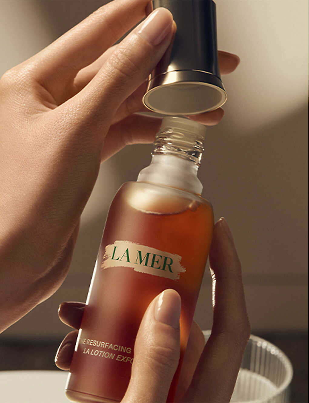 La Mer The Resurfacing Treatment Liquid Exfoliator