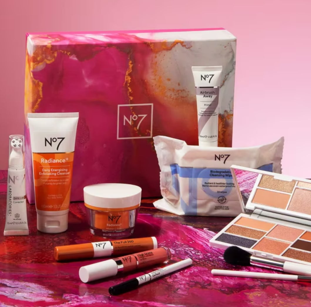 Boots x No7 Beauty Vault Limited Edition 9 Piece Set 2023