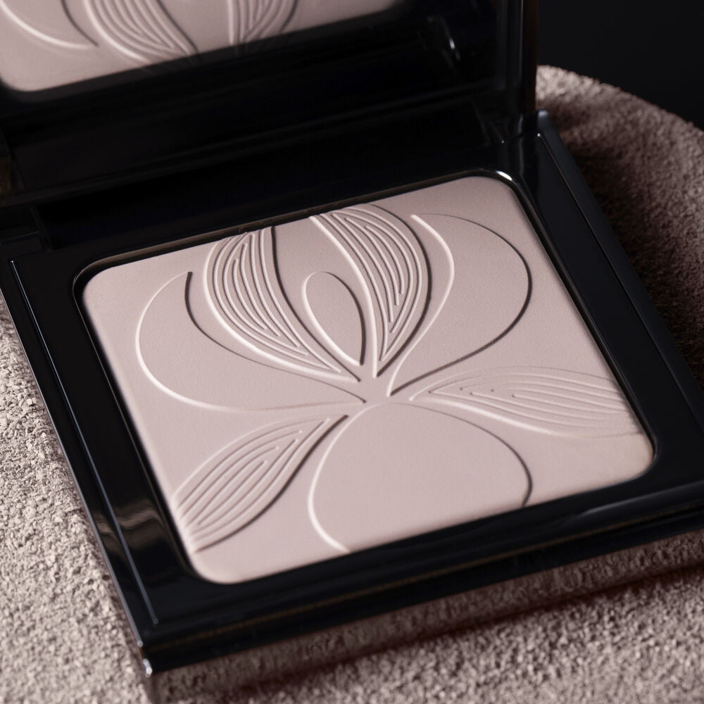 Sisley Paris Blur Expert Matte Finishing Powder Veil 0 Light