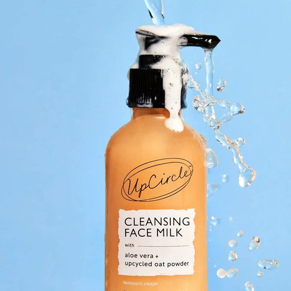 Upcircle Cleansing Face Milk with Aloe Vera and Oat Powder