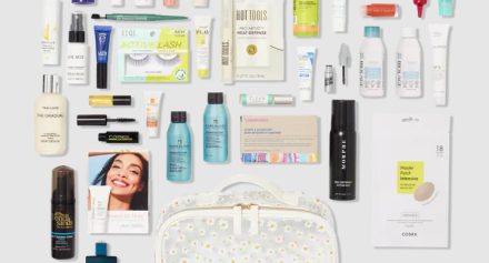 Ulta Platinum & Diamond Exclusive 42 Piece Beauty Bag 2023 Ulta Platinum & Diamond Exclusive 42 Piece Beauty Bag 2023