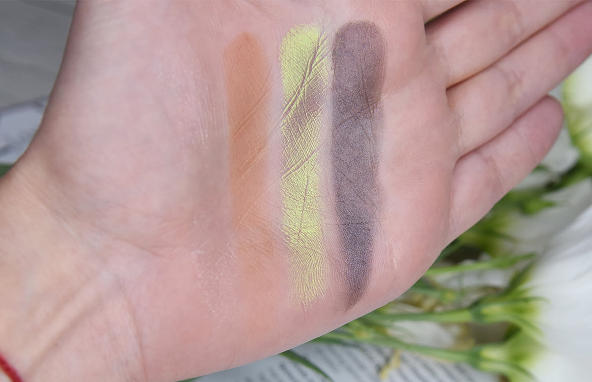 SUQQU Signature Colour Eyes Eyeshadow SUQQU Signature Colour Eyes Eyeshadow