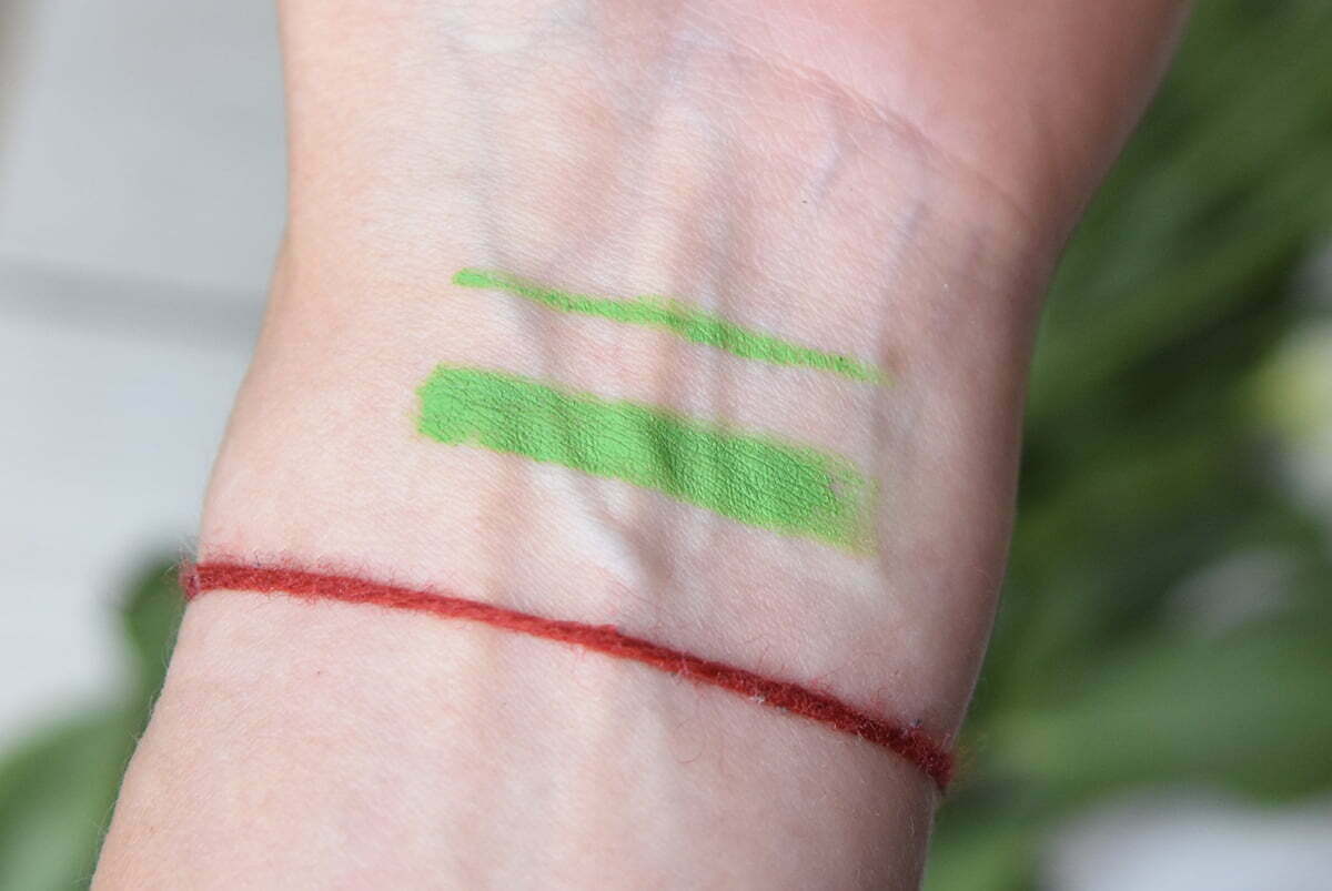 Made By Mitchell  All Smudge No Budge Liner in shade nerve