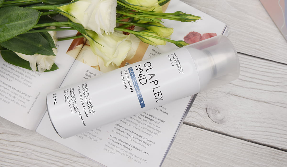 Olaplex No.4D Clean Volume Detox Dry Shampoo Review Olaplex No.4D Clean Volume Detox Dry Shampoo Review