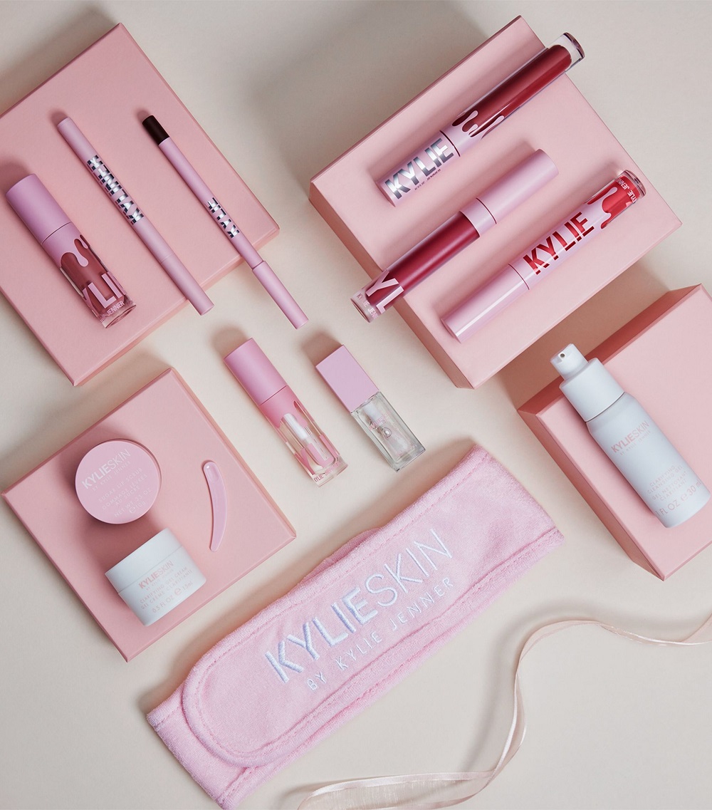 Kylie Cosmetics Advent Calendar 2023 Contents Kylie Cosmetics Advent Calendar 2023 Contents