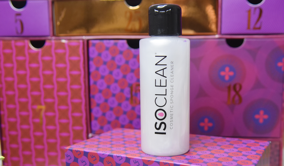 Isoclean Cosmetic Sponge Cleaner Isoclean Cosmetic Sponge Cleaner