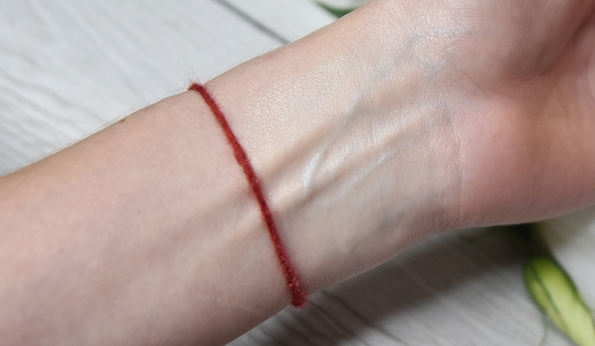 Ciaté Dewy Skin Vitamin C Glass Glow Primer Ciaté Dewy Skin Vitamin C Glass Glow Primer