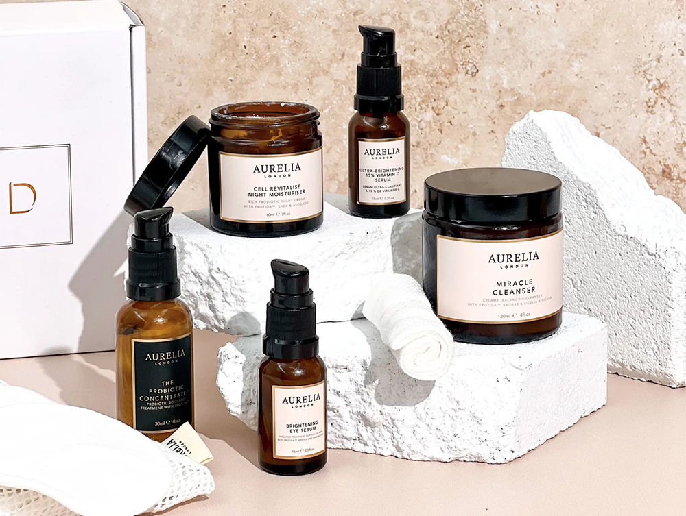 Mintdbox Beauty Box October 2023 Mintdbox Beauty Box October 2023