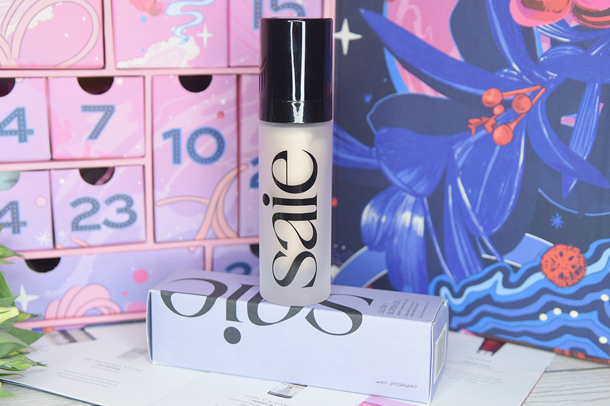 SAIE Glowy Super Gel in Starglow