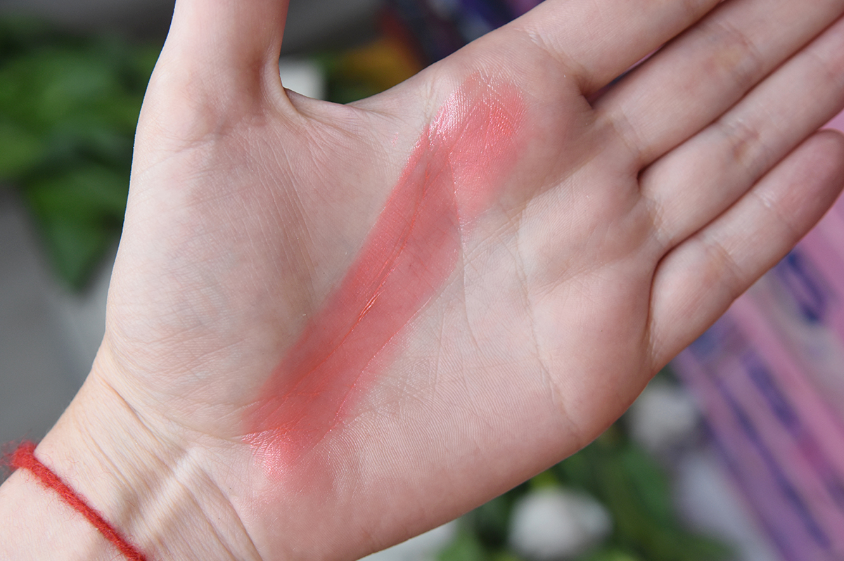 HUDA BEAUTY Cheeky Tint Blush Stick in Coral Cutie