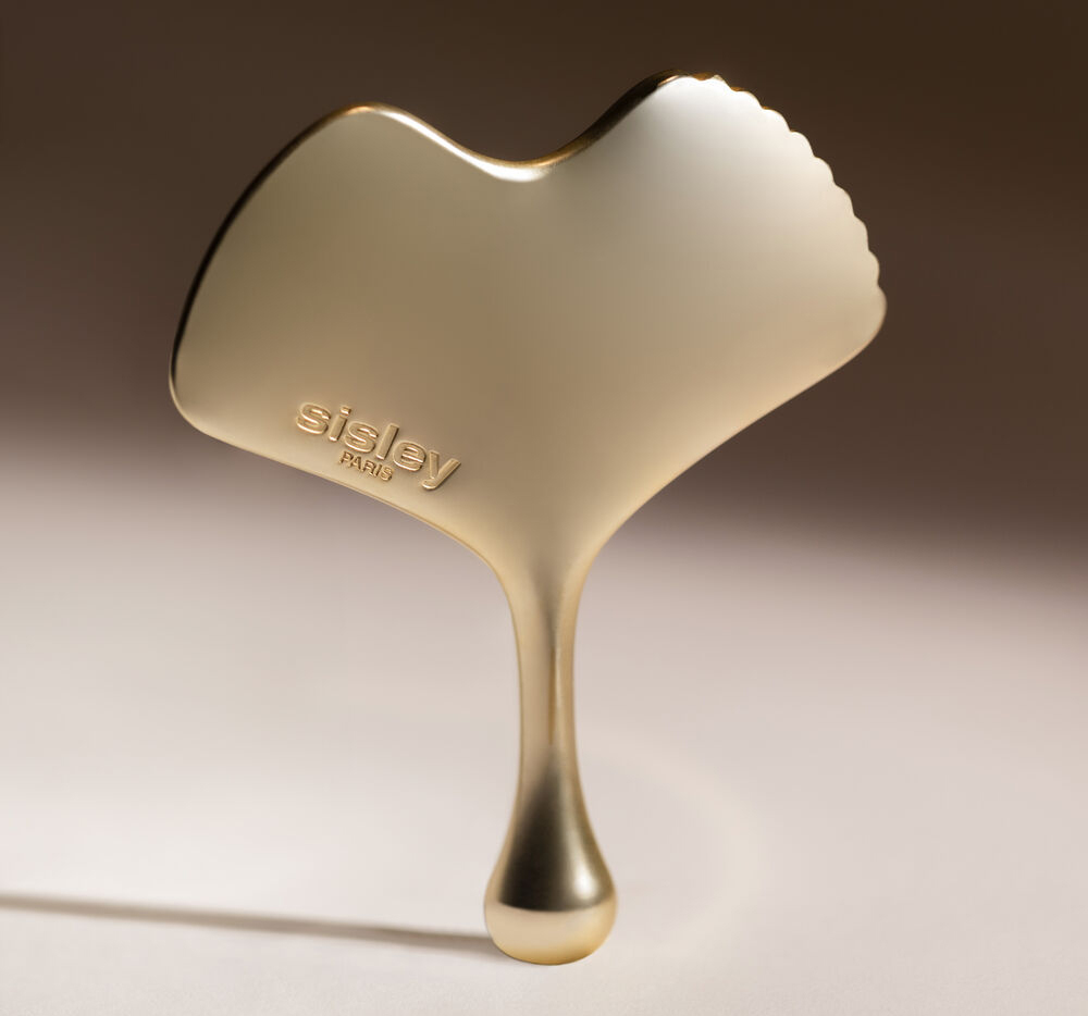 Sisley-Paris Ginkgo Gua Sha