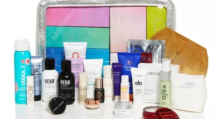 Bloomingdale’s Beauty Travel Essentials Gift Set 2024