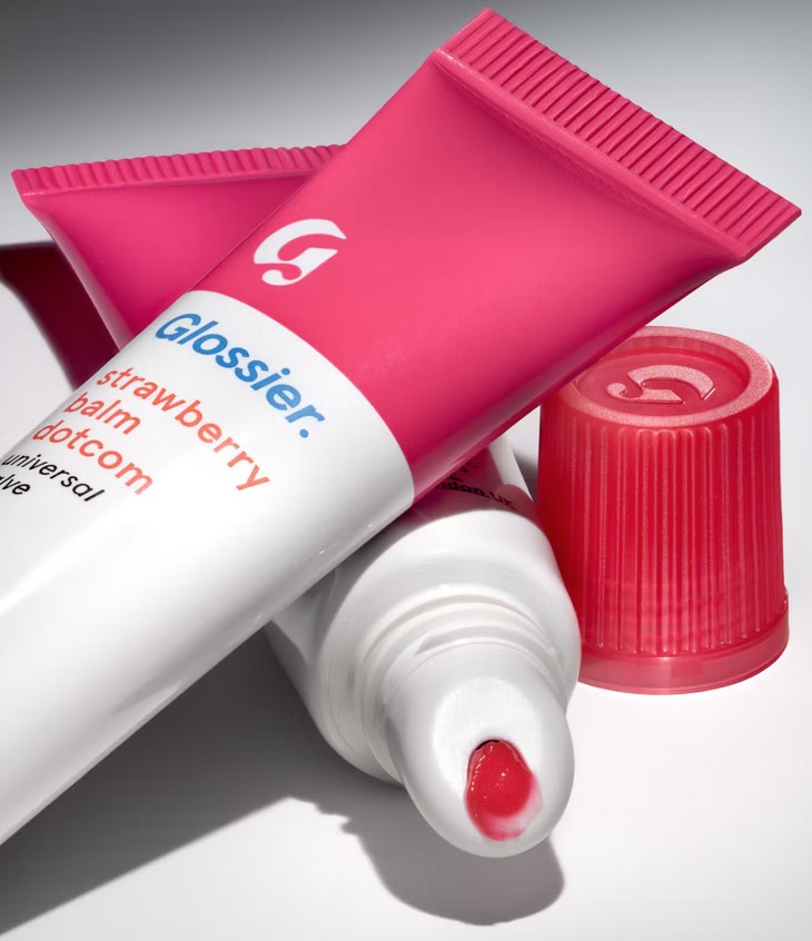 Glossier Strawberry Balm Dotcom