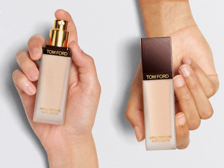 TOM FORD Architecture Soft Matte Blurring Foundation