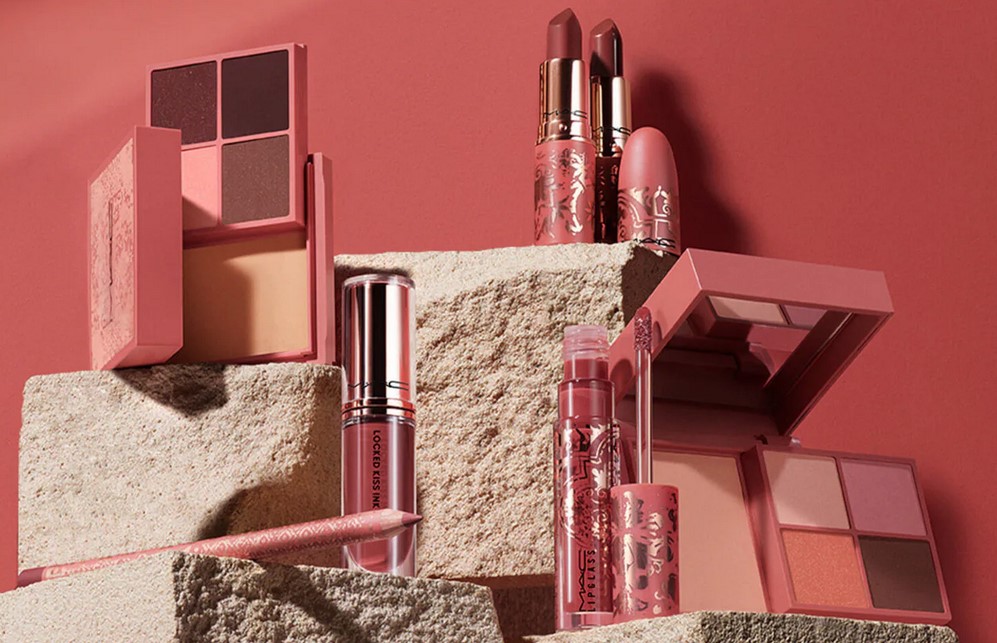 MAC Teddy Forever Collection