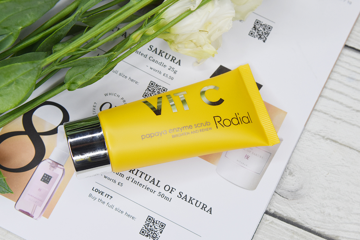 Rodial Vit C Papaya Enzyme Scrub