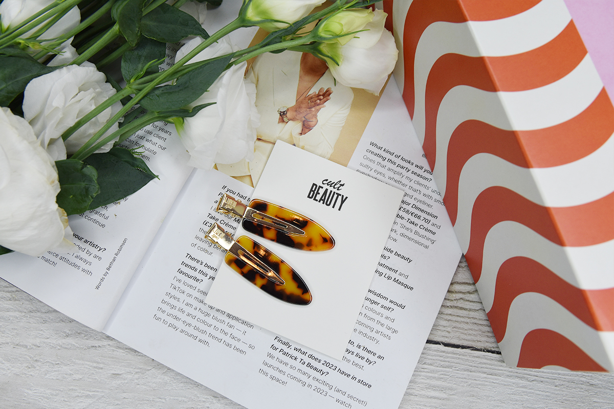 Cult Beauty Set of 2 Hair Clips Cult Beauty Set of 2 Hair Clips