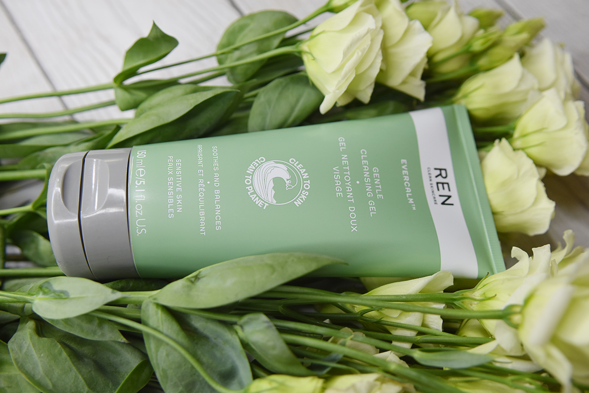 REN Evercalm Gentle Cleansing Gel REN Evercalm Gentle Cleansing Gel
