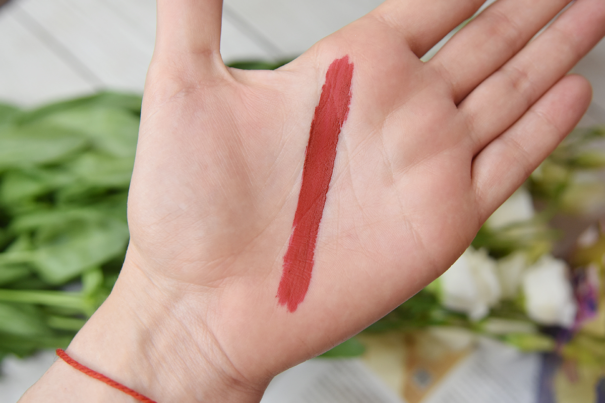 Fenty Beauty Icon Velvet Liquid Lipstick in MVP