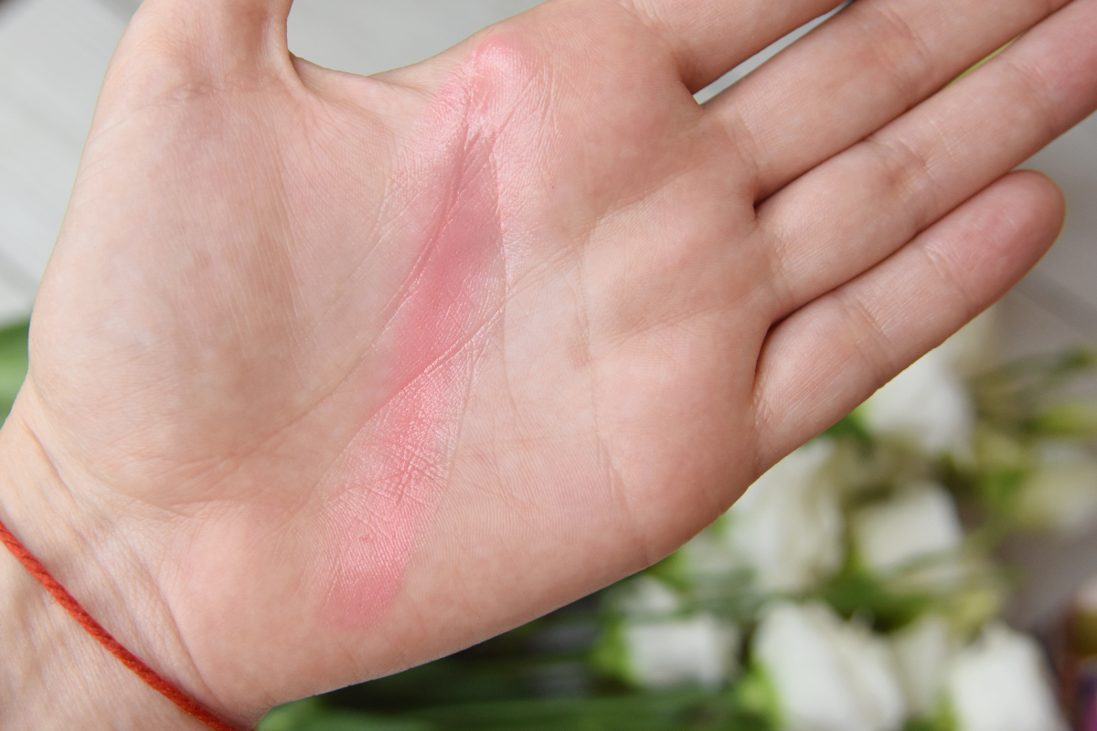 FENTY BEAUTY Cheeks Out Freestyle Cream Blush in PETAL POPPIN