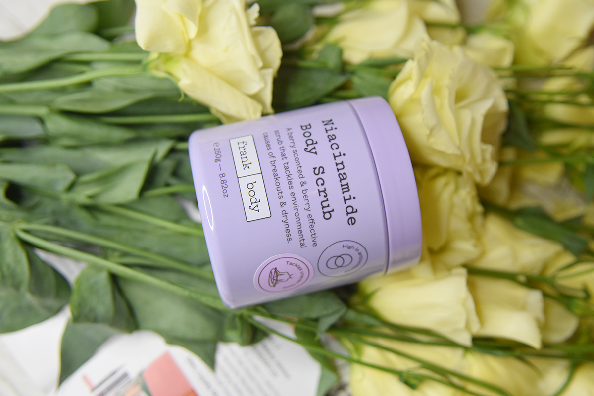 Frank Body Niacinamide Body Scrub Review