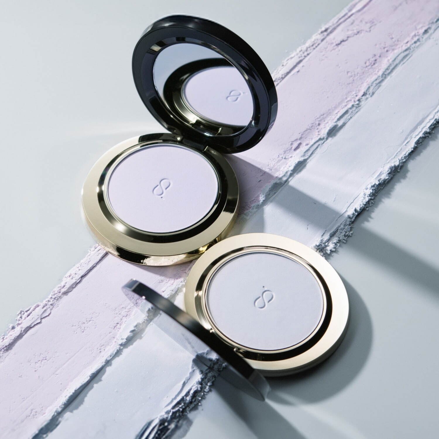 SUQQU has announced two face powders
