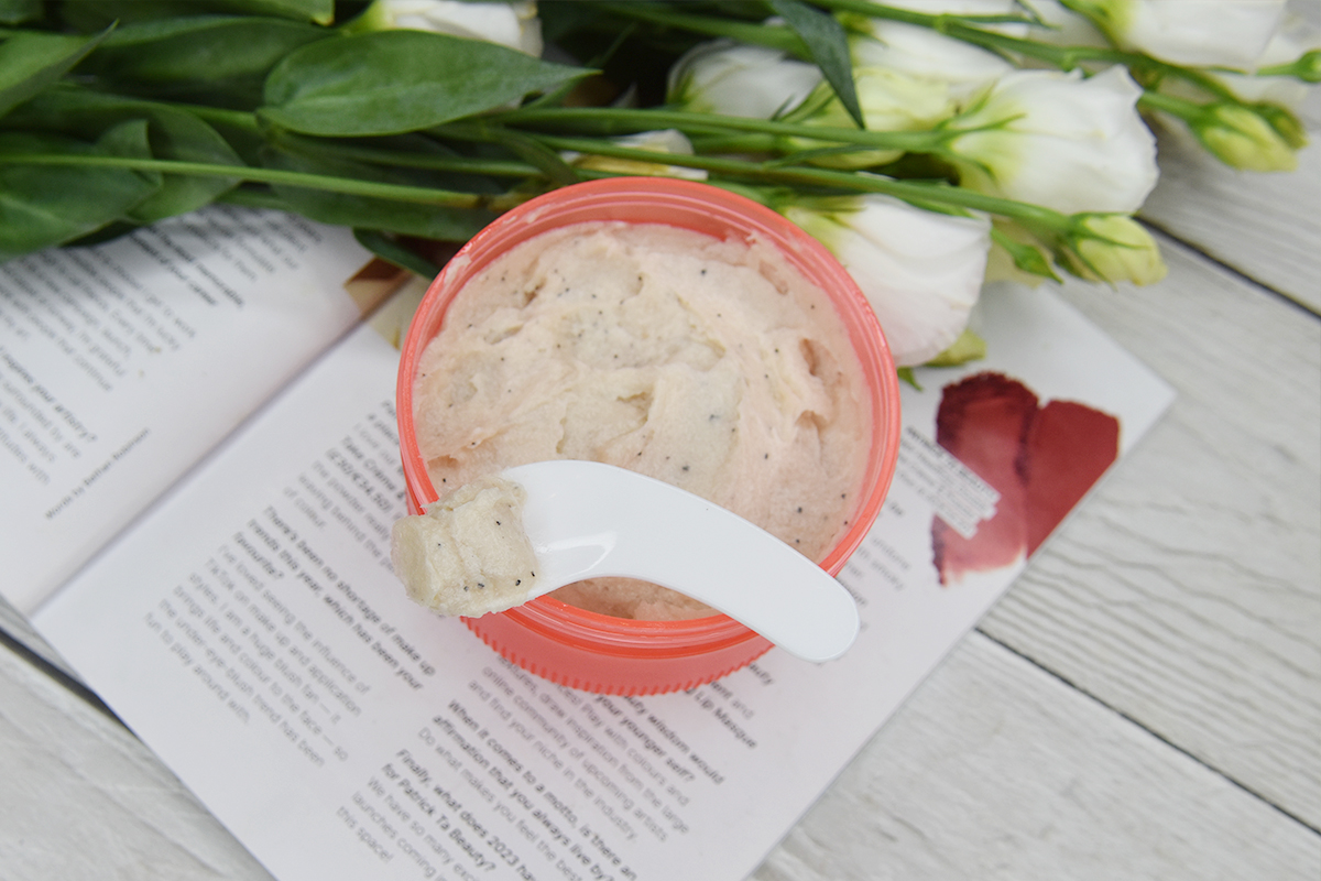 Sol de Janeiro Bom Dia Scrub Review Sol de Janeiro Bom Dia Scrub Review