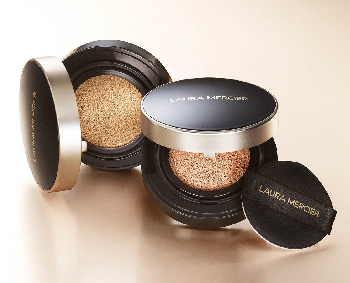 Laura Mercier Flawless Lumière Radiance-Perfecting Cushion SPF 50 UVA/UVB PA++++