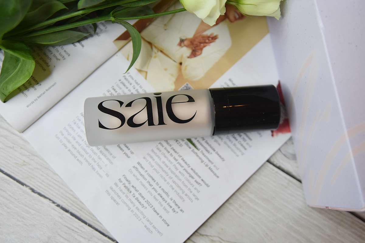 Saie Super Glowy Gel in Starglow Saie Super Glowy Gel in Starglow