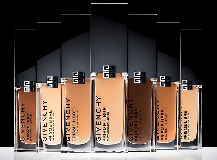 Givench Prisme Libre Glow Serum Foundation