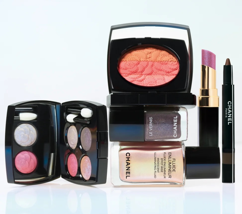 Chanel Camelia Futura Spring 2025 Collection Chanel Camelia Futura Spring 2025 Collection