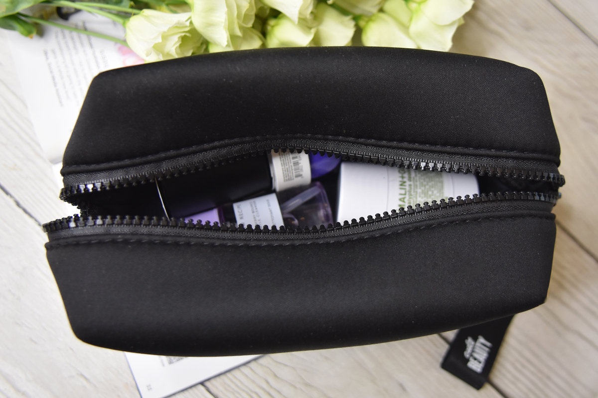 Cult Beauty Black Pouch