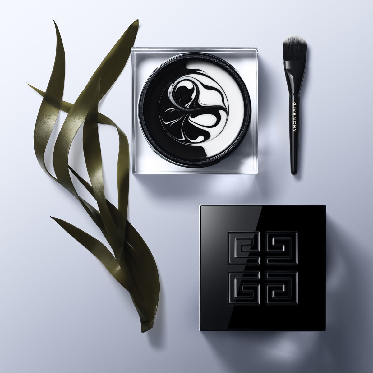 Givenchy Le Soin Noir Mask Givenchy Le Soin Noir Mask