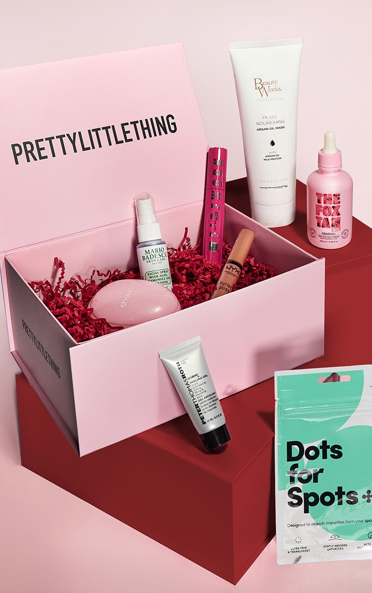 PrettyLittleThing Valentines Beauty Box 2025