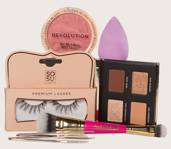 PrettyLittleThing Soft Glam Beauty Box 2025 PrettyLittleThing Soft Glam Beauty Box 2025