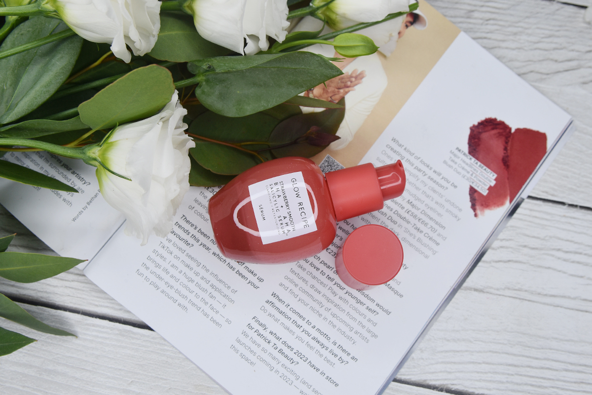 Glow Recipe Strawberry Smooth BHA + AHA Salicylic Acid Serum Review Glow Recipe Strawberry Smooth BHA + AHA Salicylic Acid Serum Review