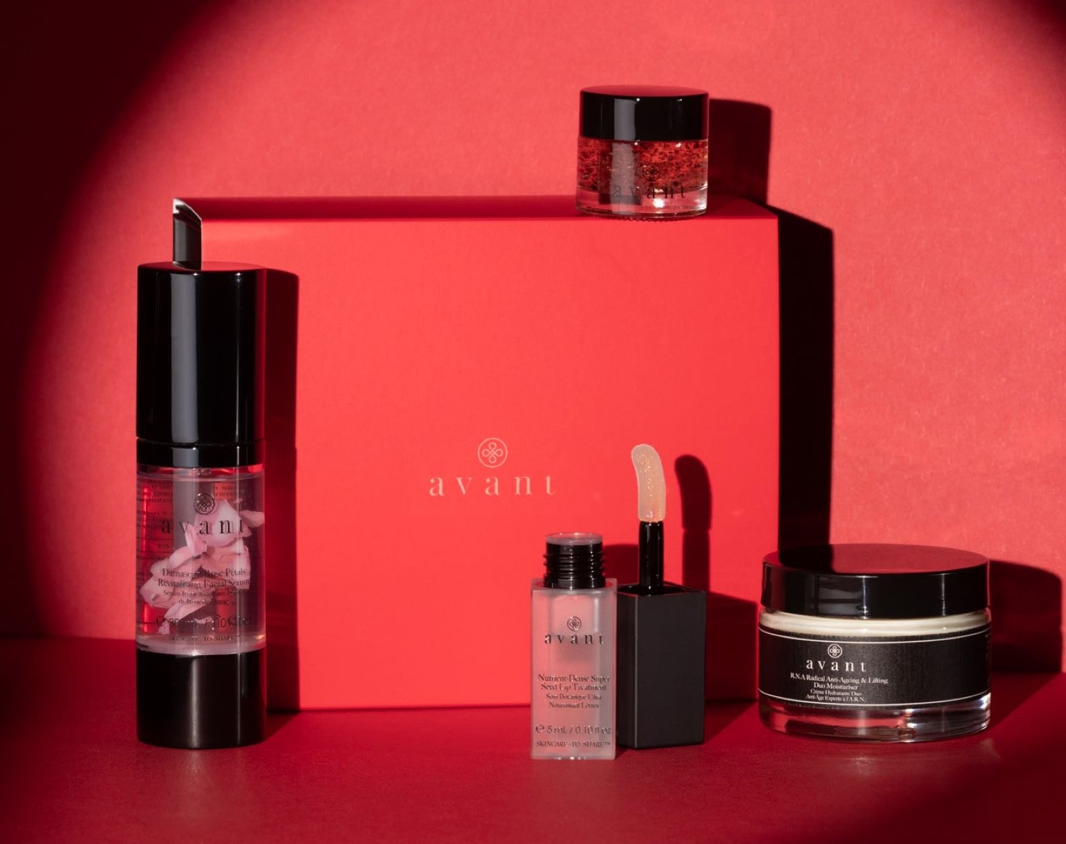 Avant Skincare Self-Care Gift Set 2025 Avant Skincare Self-Care Gift Set 2025