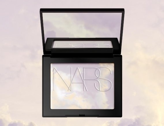 NARS Light Reflecting™ Prismatic Powder in 04852 Aurora NARS Light Reflecting™ Prismatic Powder in 04852 Aurora