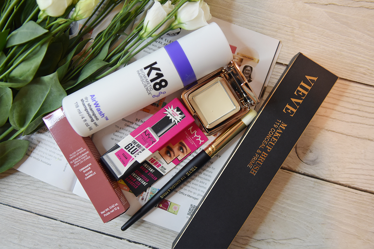 And a showcase of my purchases that I made alongside a Goody Bag And a showcase of my purchases that I made alongside a Goody Bag