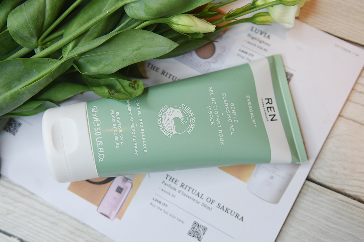 REN Clean Skincare Evercalm Gentle Cleansing Gel 