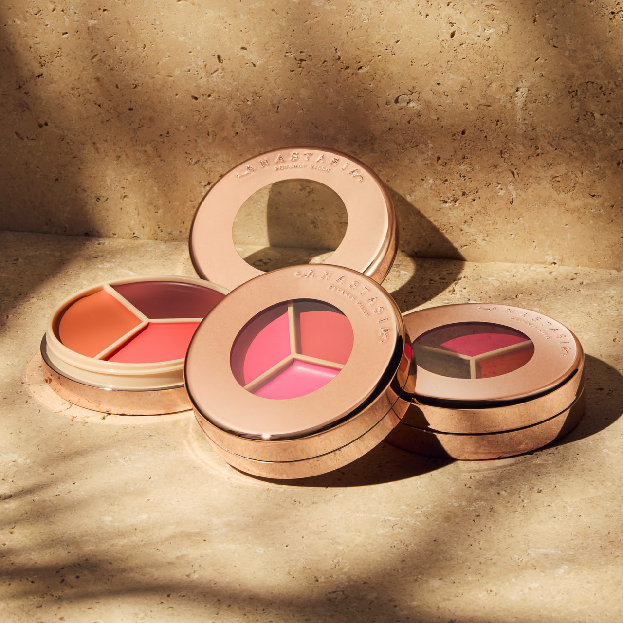 Anastasia Beverly Hills Magic Touch Blush Trio Anastasia Beverly Hills Magic Touch Blush Trio