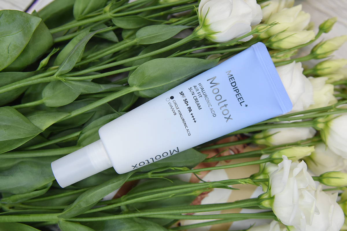 MEDI-PEEL Hyaluronic Acid Mooltox Air Fit Sun Cream Review