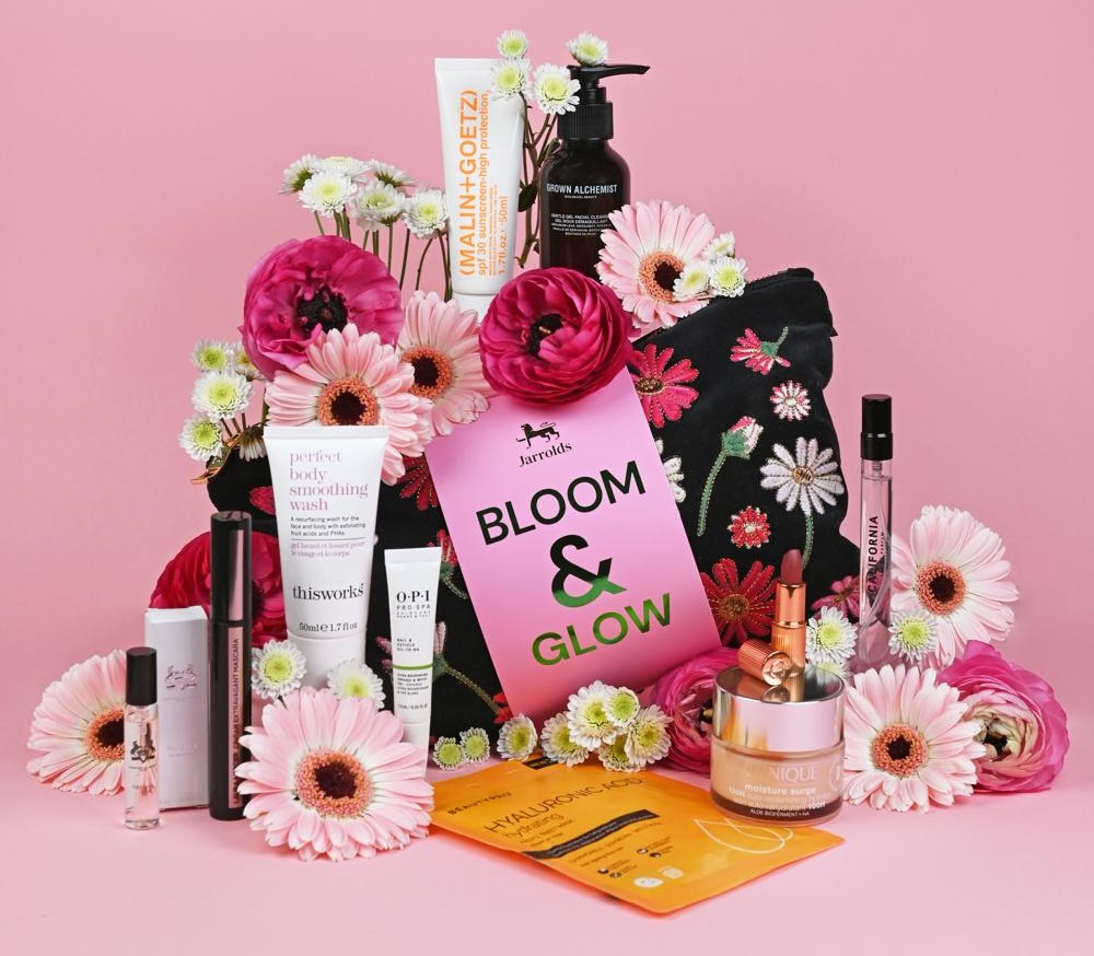 Jarrolds Bloom & Glow Beauty Bag 2025 Jarrolds Bloom & Glow Beauty Bag 2025