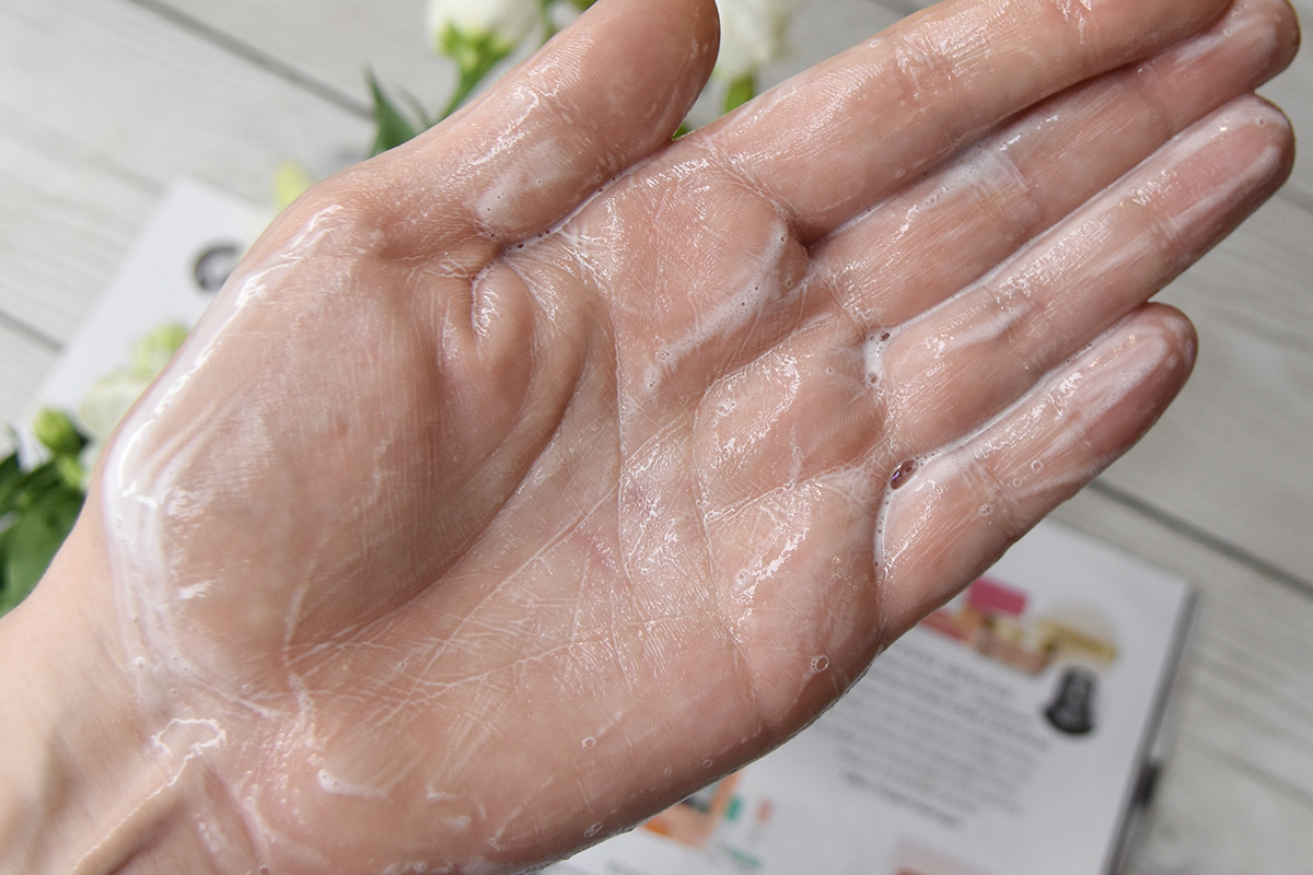 NATURIUM Salicylic Acid Body Wash